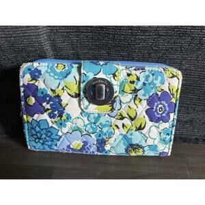 Vera Bradley Blue Floral Quilted Clutch Wallet Retired Pattern EUC Vintage